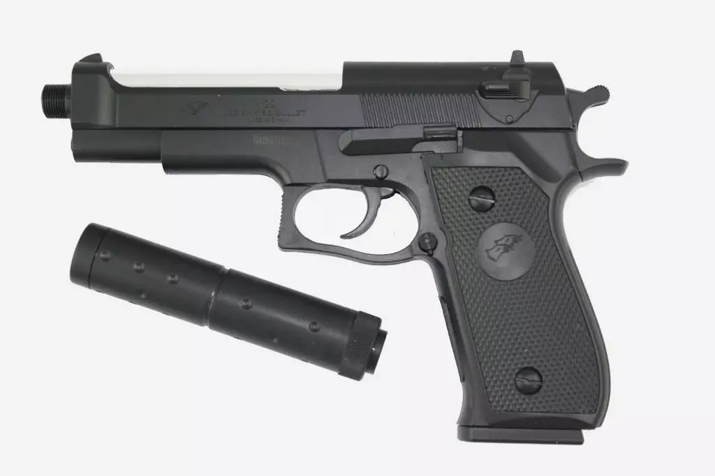 Pistolet à billes 18cm, torche, silencieux et billes inclus
