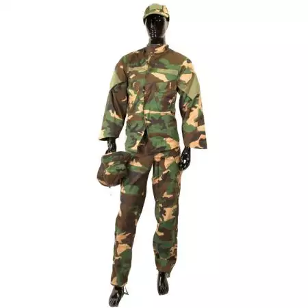 Tenue Complete Camouflage Swiss Arms - Woodland
