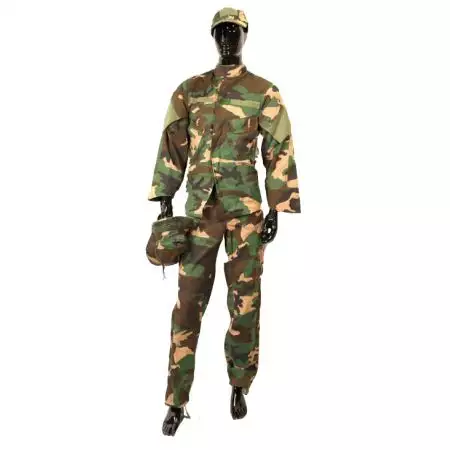 Tenue Complete Camouflage Swiss Arms - Woodland